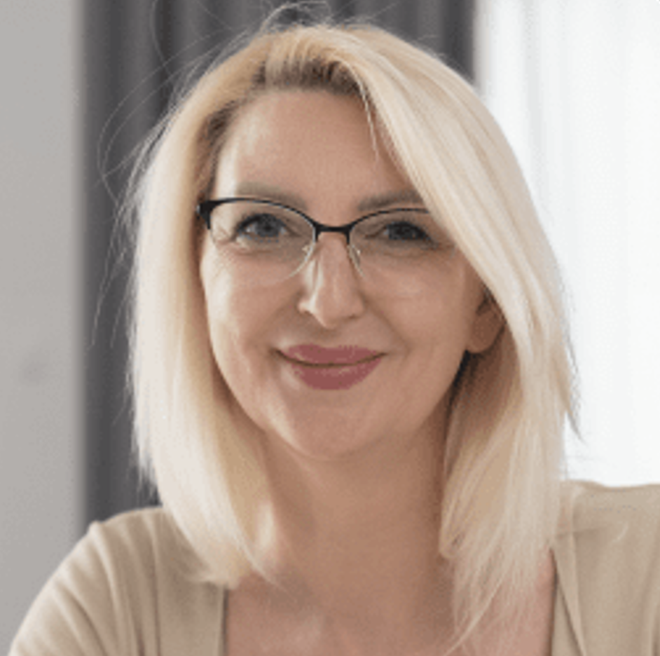 Caroline H.